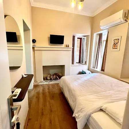 Mustafa Tokalac Castle House בית הארחה מרמריס