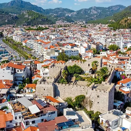 Konukevi Mustafa Tokalaç Castle House Marmaris