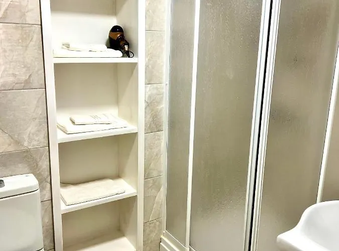 Πανσιόν Mustafa Tokalac Castle House 4*