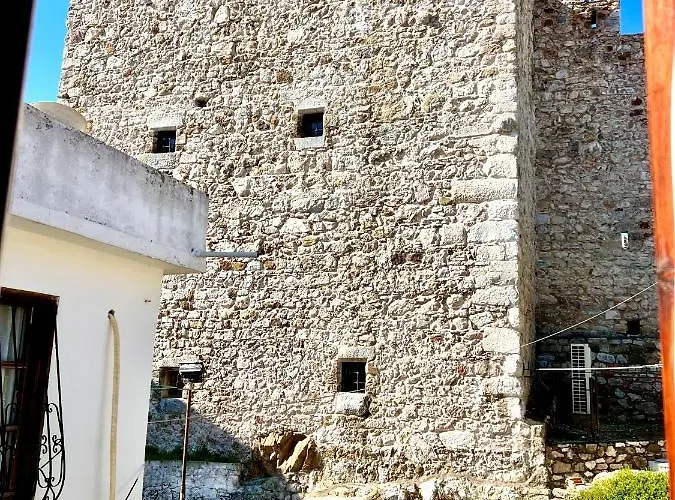 Gasthuis Mustafa Tokalac Castle House