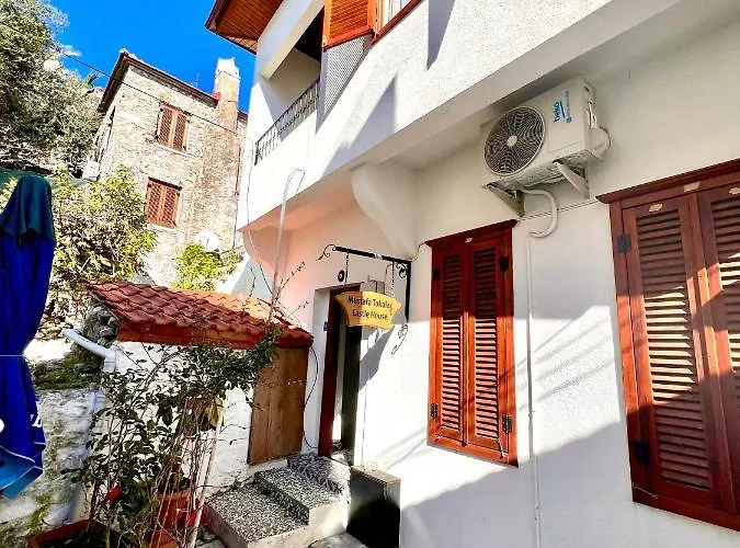 Mustafa Tokalac Castle House