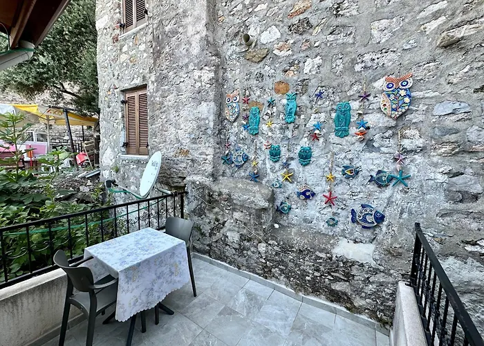 Πανσιόν Mustafa Tokalac Castle House Μαρμαρίς