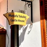 Mustafa Tokalac Castle House בית הארחה מרמריס