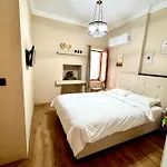 Mustafa Tokalac Castle House מרמריס